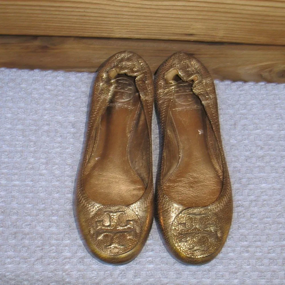 Tory Burch *excellent light